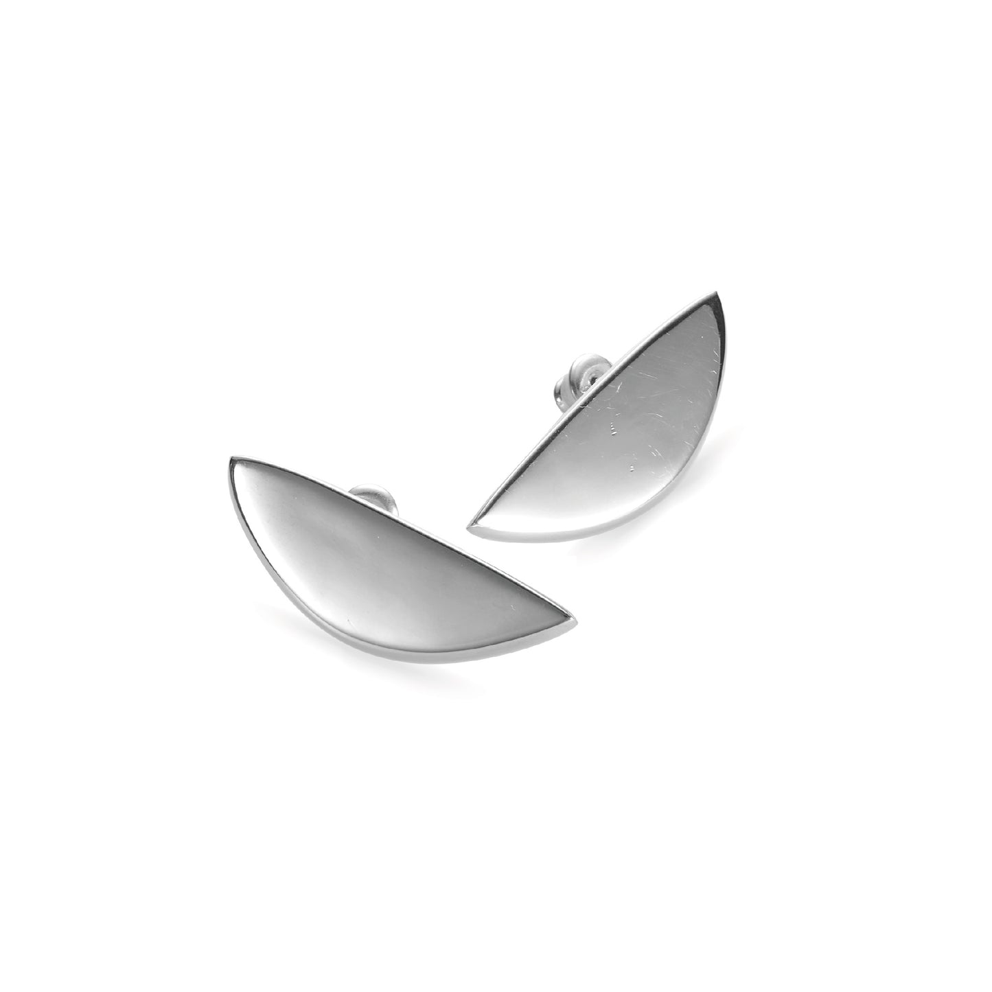 earlobe earrings