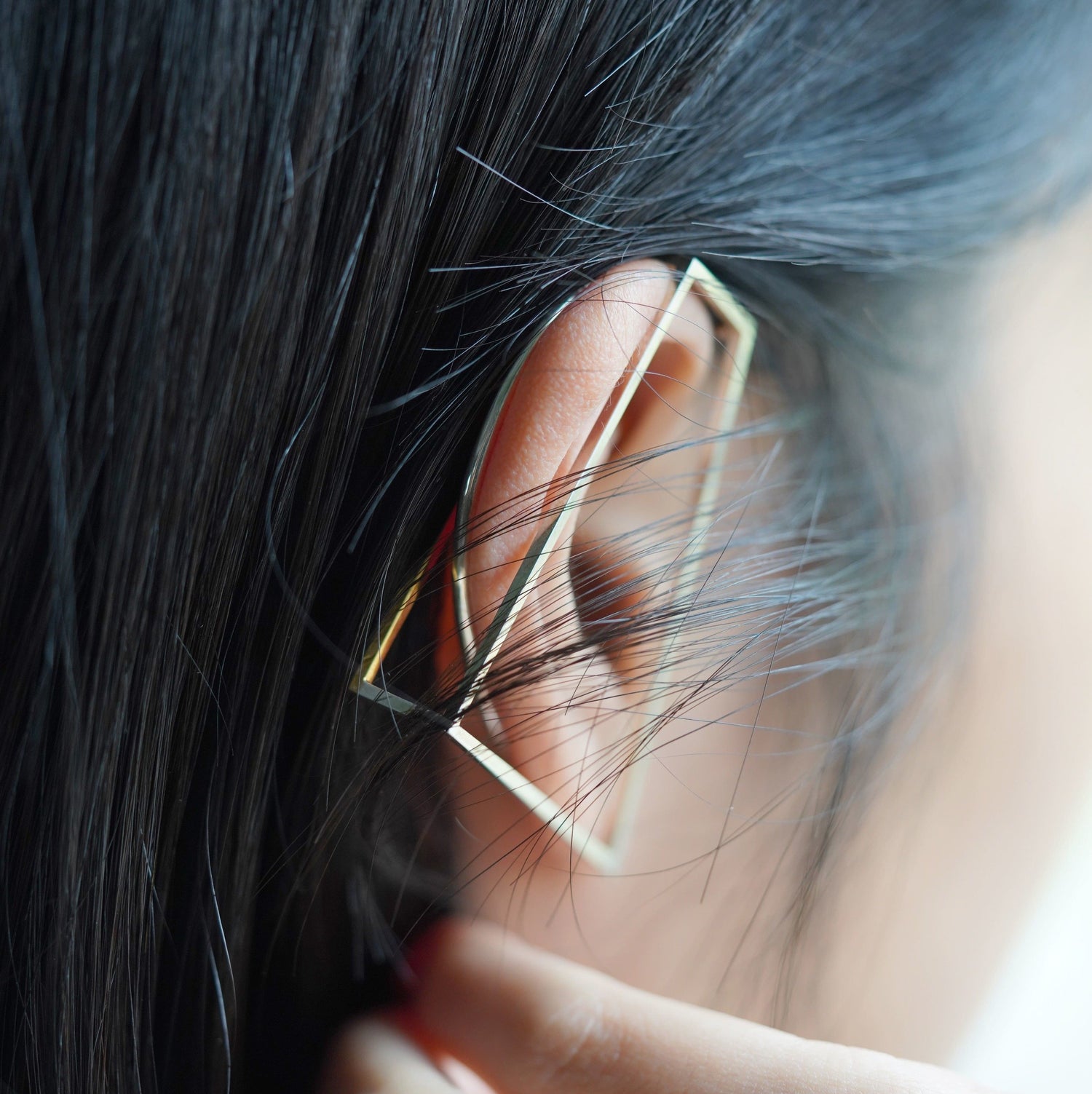 gold lack ear cuff – fmale.tokyo